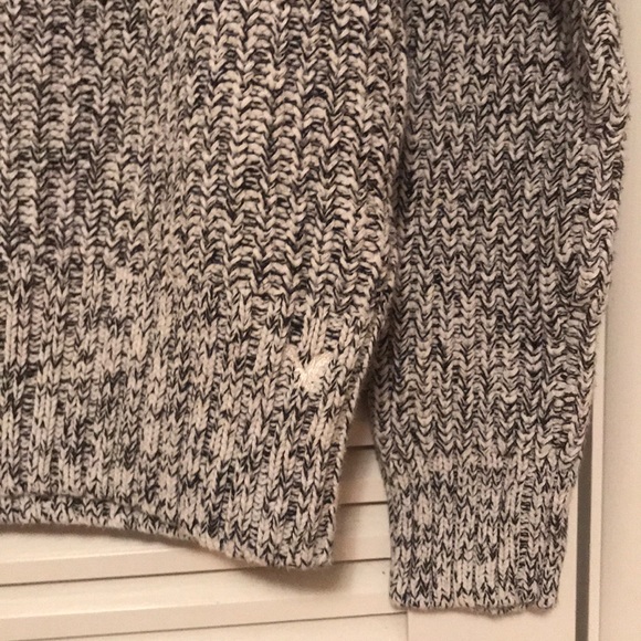 Grey American Eagle sweater - Picture 5 of 5